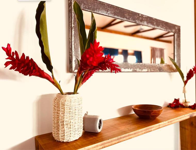 Casa Le Parc - Main Street Hotell Bocas del Toro Eksteriør bilde